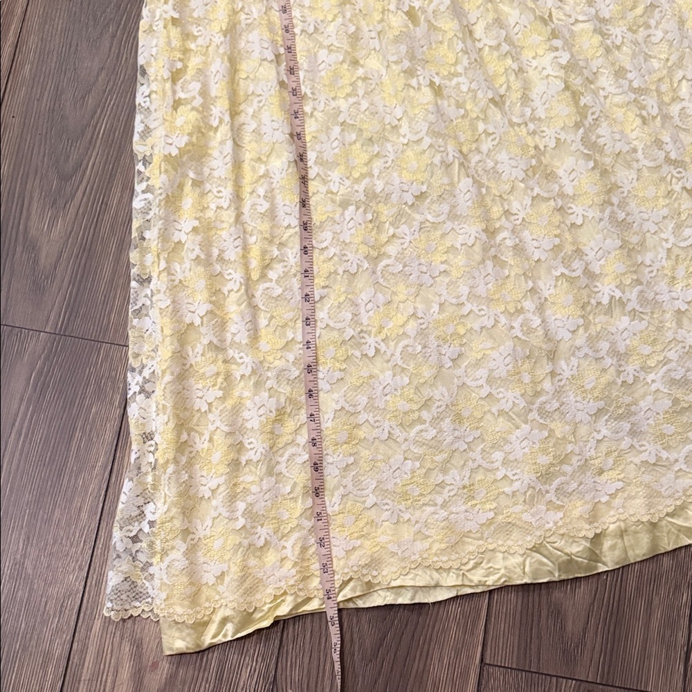 Vintage 1960s Yellow Taffeta Floral Overlay Prom Dress | Puffed Sleeves  Gown - Picture 12 of 16
